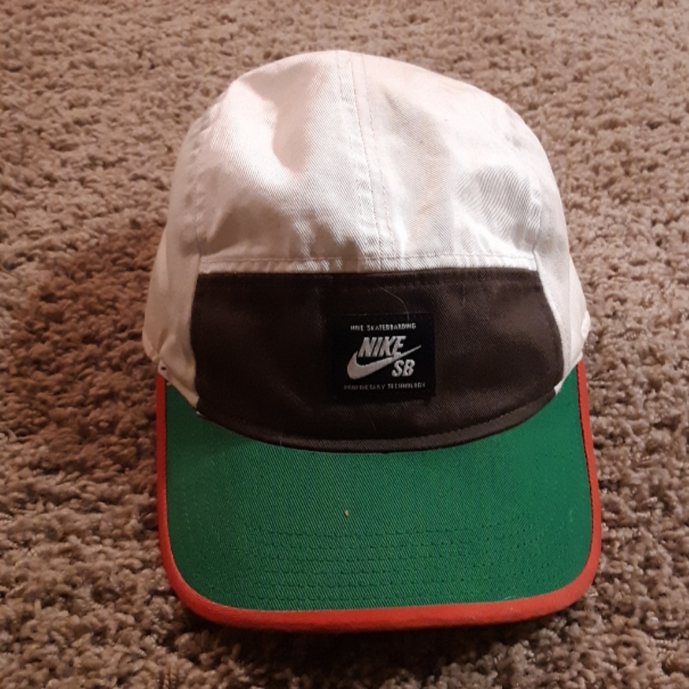Nike sb 5 pannel Cali hat
